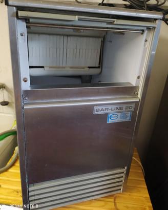 fabbricatore professionale di ghiaccio Bar-Line 20