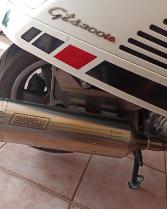 Scarico silenziatore Gianelli vespa gts300