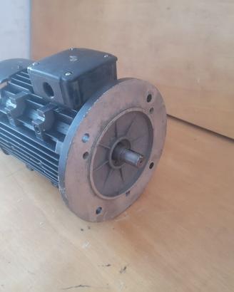 Motore elettrico trifase 380V 2.0 HP