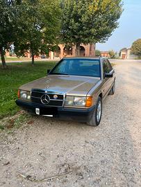 Mercedes 190 E 2.0 anno 1985