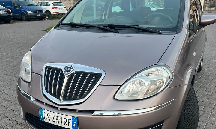 Lancia Musa 1.4 16V Poltrona Frau – 2008