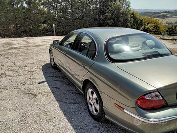 Jaguar  S type  3000 b