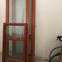Porte e finestra in legno
