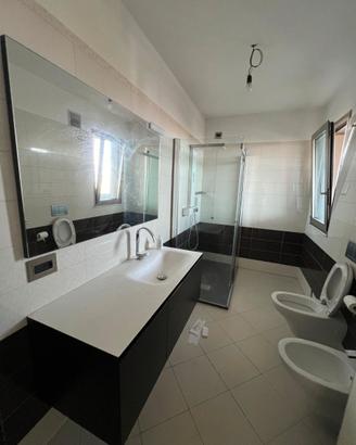 Mobile bagno + Lavabo + Specchio + Piatto Doccia