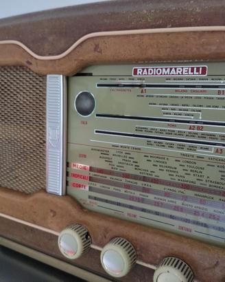 Radio a valvole Radiomarelli