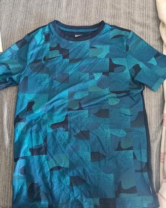 T-Shirt Nike Sportiva