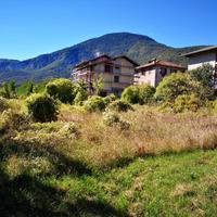 TERRENO EDIFICABILE PER VILLA CON AMPIO GIARDINO O