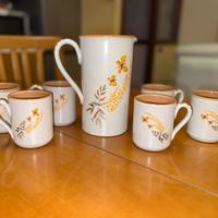 Brocca + 6 boccali vino/birra terracotta smaltata