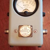 Wattmetro Bird mod 43 no yaesu no icom