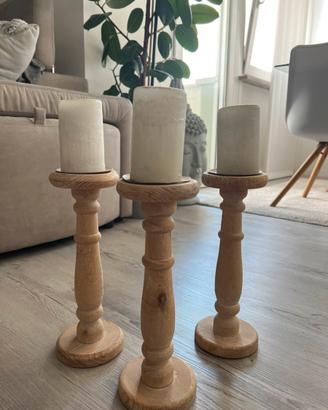 Candelabri in legno