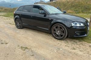 AUDI A3 SPB 1.6 TDI 105 CV CR Ambition