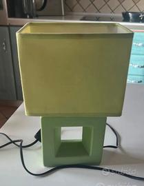 Lampada verde da tavolo