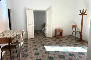 CASA SEMINDIPENDENTE A ALEZIO