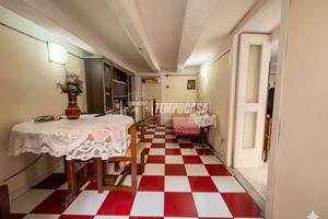 Napoli Centro Storico: Il Cuore dell'Università -