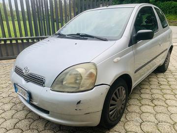 Toyota Yaris 1,0 benzina