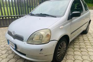 Toyota Yaris 1,0 benzina