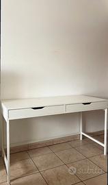 Scrivania Ikea