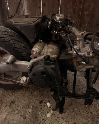 Motore scooter majesty 125