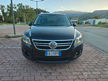 Volkswagen Tiguan 2.0 TDI DPF 4MOTION DSG R-Line