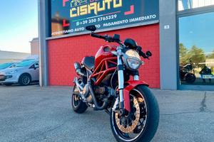 Ducati Monster 696 SPORTIVA