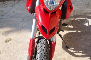 Ducati Hypermotard 796 