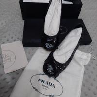 Ballerine bellissime Prada in vernice, come nuove.