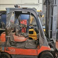 Carrello elevatore Toyota elettrico 2500kg triplex