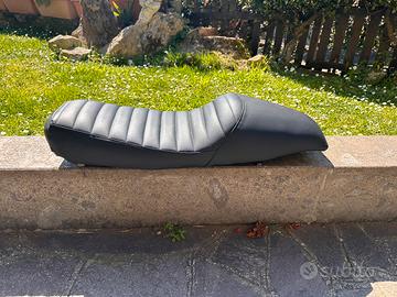 Sella in pelle Café Racer Moto naked