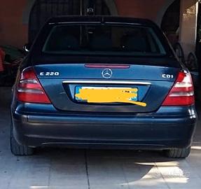 ricambi Mercedes classe e w211 220 