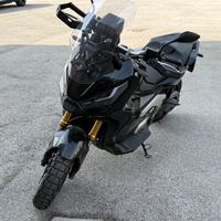 Honda X-adv 750 2021