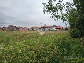 TER. AGRICOLO A CESANO MADERNO