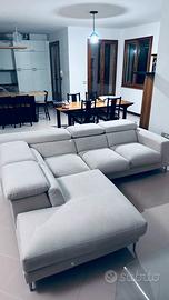 Divano angolare moderno Divaní