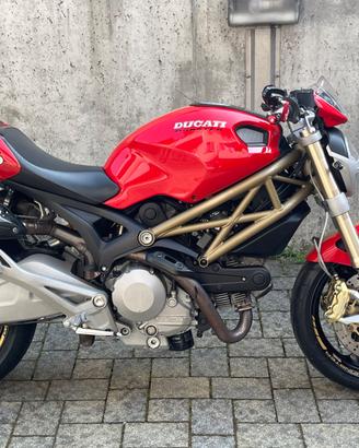 Ducati Monster 696 - 2013 20th anniversario