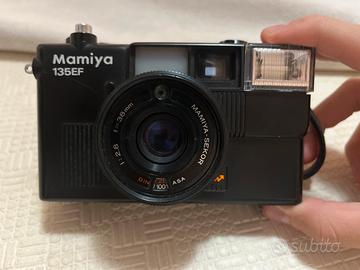 Mamiya 135EF macchina fotografica