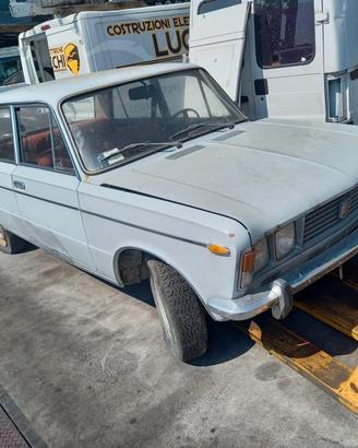Stock Ricambi per Fiat 125 s anno 1970
