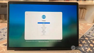 Apple MacBook Air 13" Chip M1 256 GB SSD-
8GB RAM