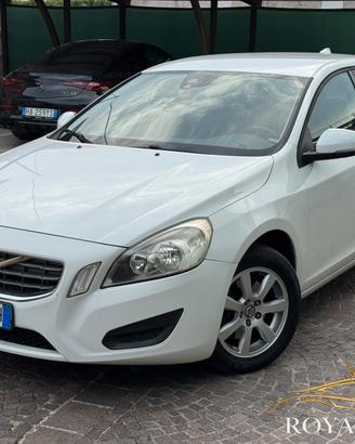 Volvo V60 D3 Kinetic