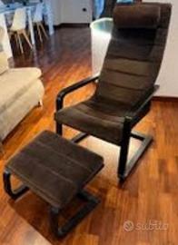 Poltrona Ikea con pioggia piedi