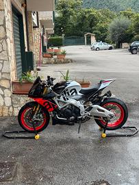 Aprilia tuono V4 1100 factory