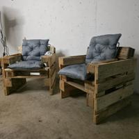 Coppia di poltrone in pallet EPAL con cuscini