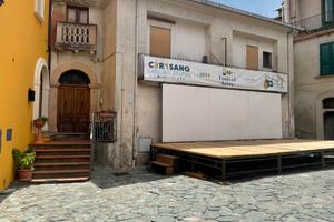 Casa indipendente con giardino centro Cerisano