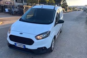 Ford Transit Courier 1.5 TDCi 100CV Van Trend
