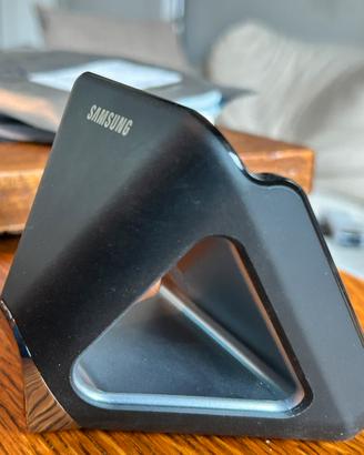 Samsung mounth universal desktop pro EDD-D1E1BE