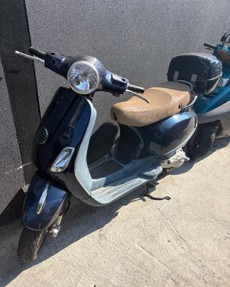 Vespa Piaggio LX 4V 50CC 9113KM 2013