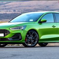 si vende Ford Focus st 2023