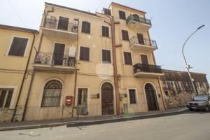 2 LOCALI A MARCELLINA
