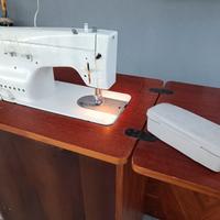 Macchina da cucire Necchi 503