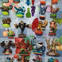 Collezione statuette Skylanders vendibili in lotti