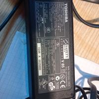 Adattatore originale Toshiba V85 020192-00