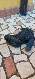 stivaletto con tacco alto n. 39